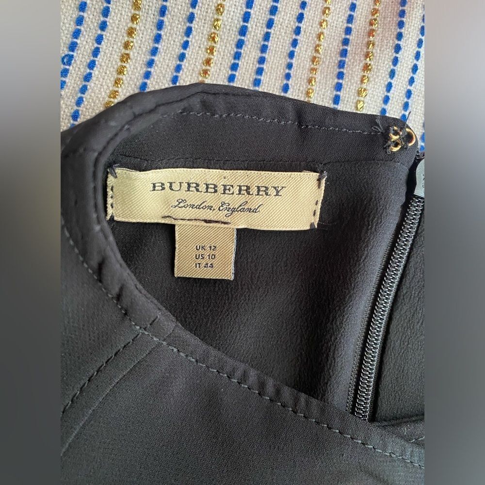 Burberry Mini Dress Size 10 Black D-Ring Detail Silk Wool Short-Sleeve - Picture 10 of 16